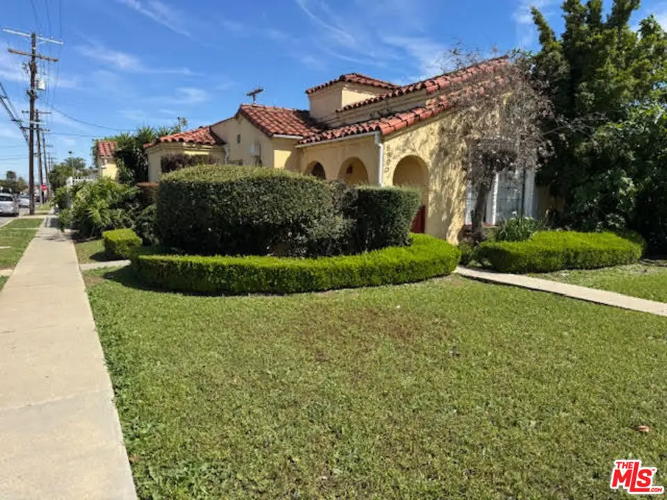 8900 S Harvard Boulevard, Los Angeles, CA 90047 - #1