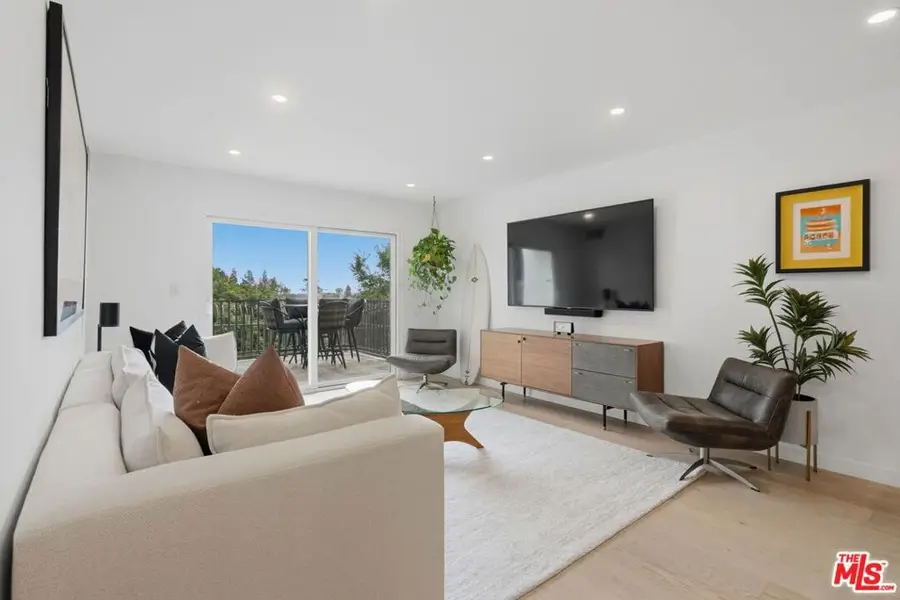 1230 Horn Avenue #305, West Hollywood, CA 90069 - #2
