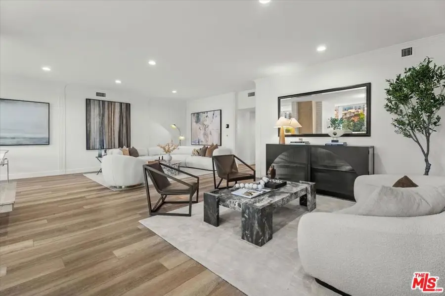 1333 S Beverly Glen Boulevard #405, Los Angeles, CA 90024 - #3