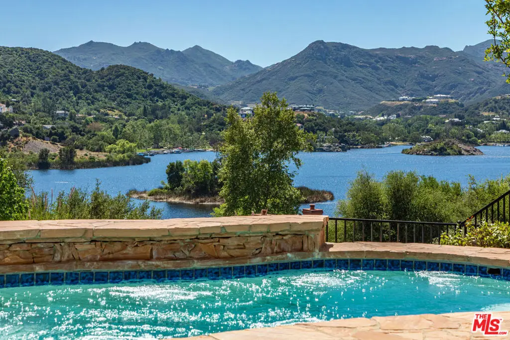 834 Ravensbury Street, Lake Sherwood, CA 91361 - #1