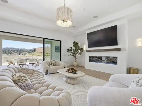 12061 N Northstar Lane, Porter Ranch, CA 91326