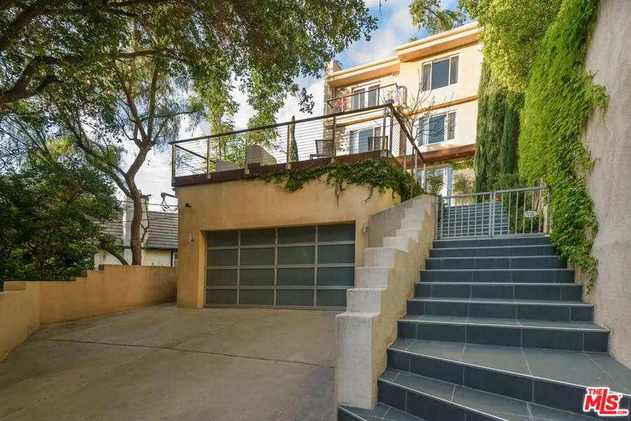 4132 Empis Street, Woodland Hills, CA 91364 - #2