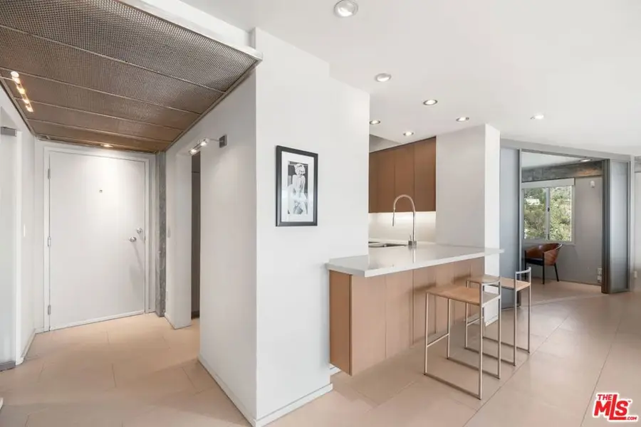 7135 Hollywood Boulevard #1210, Los Angeles, CA 90046 - #2