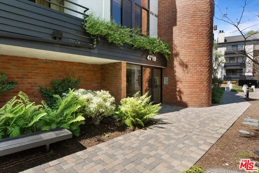 4719 Park Encino Lane #131, Encino, CA 91436 - #2