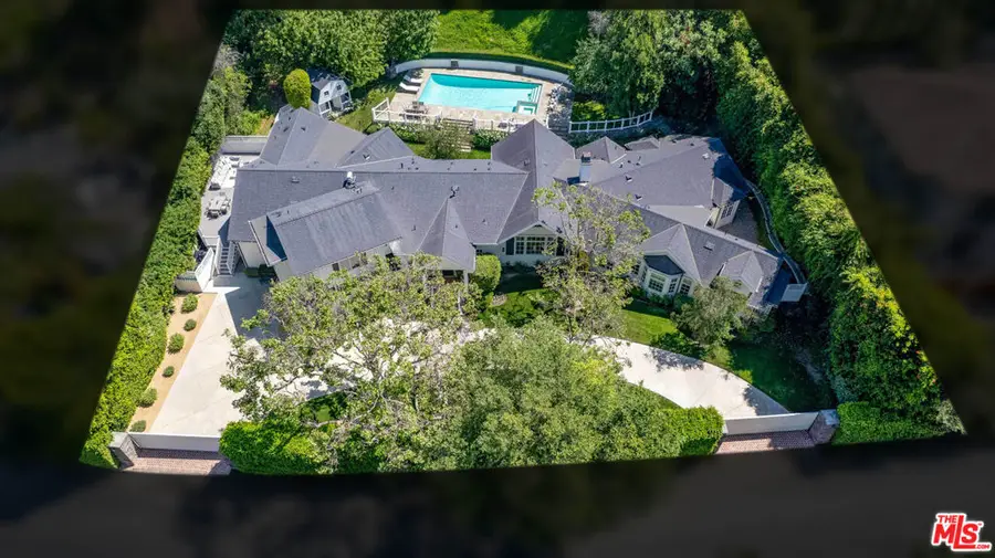 3640 Longridge Avenue, Sherman Oaks, CA 91423 - #3