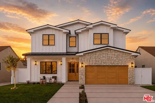 8344 Mcconnell Avenue, Los Angeles, CA 90045