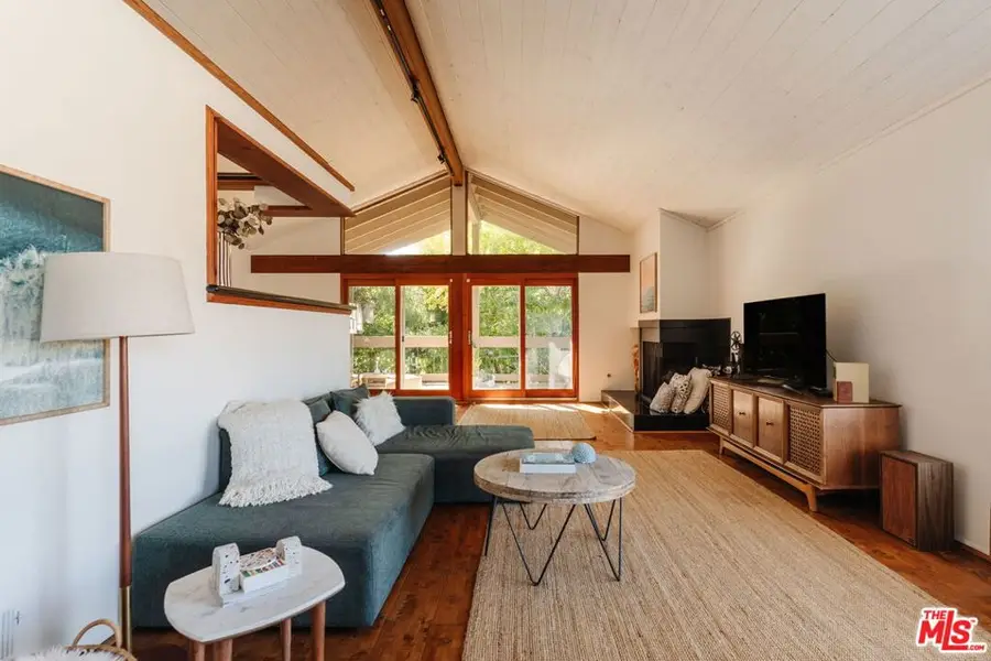 4450 Alla Road, Los Angeles, CA 90066 - #2