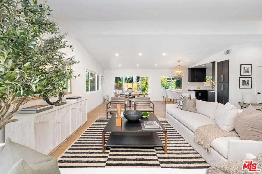 3852 Sherview Drive, Sherman Oaks, CA 91403 - #3