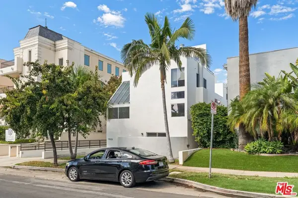 11925 Goshen Avenue #4, Los Angeles, CA 90049