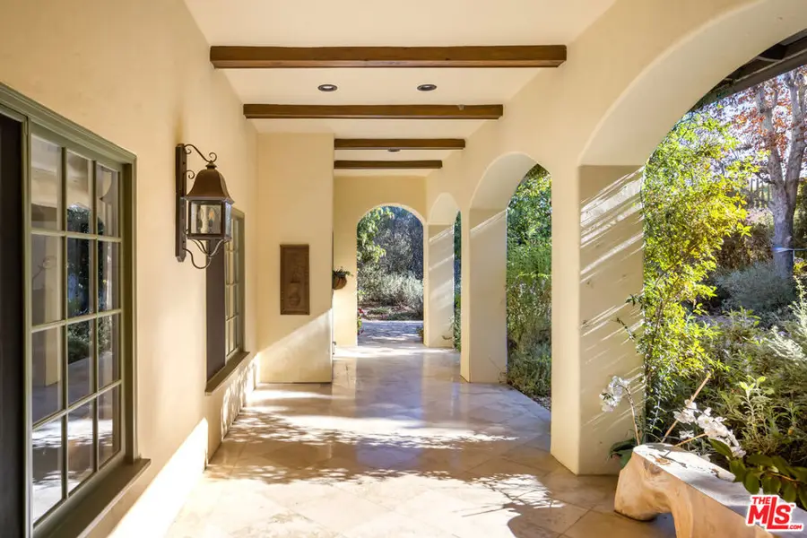 4155 Green Meadow Court, Encino, CA 91316 - #3