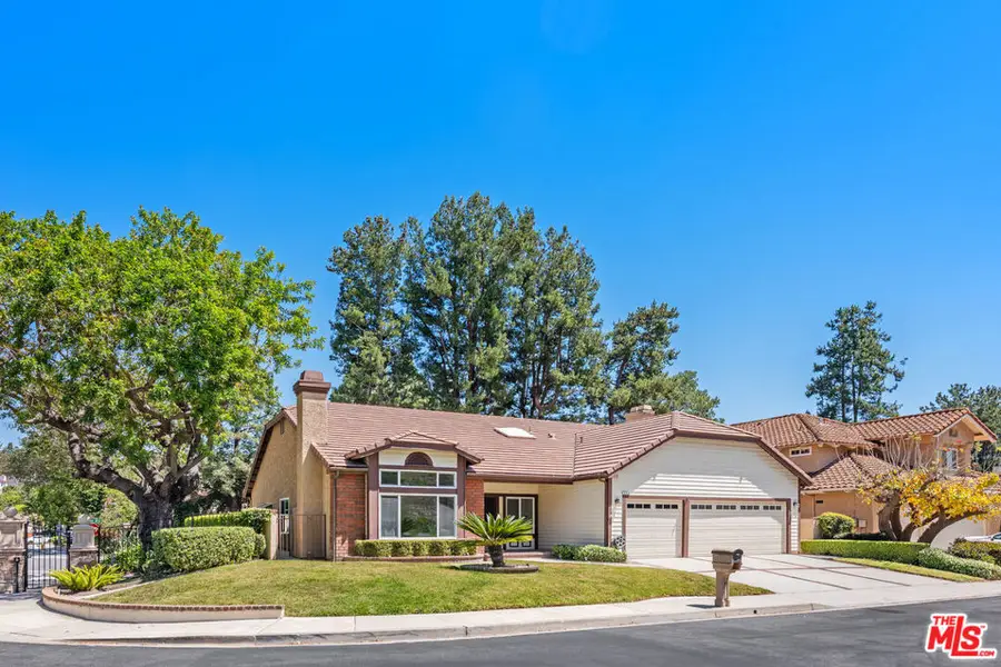 3240 Casino Drive, Thousand Oaks, CA 91362 - #3