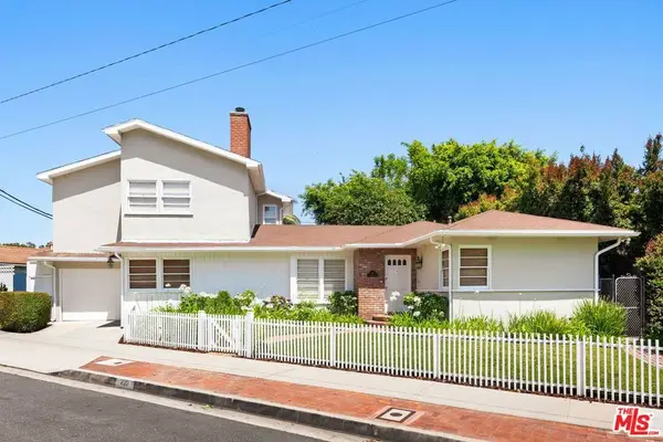 220 Beloit Avenue, Los Angeles, CA 90049