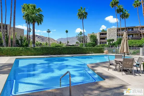 1660 S La Reina Way #1A, Palm Springs, CA 92264