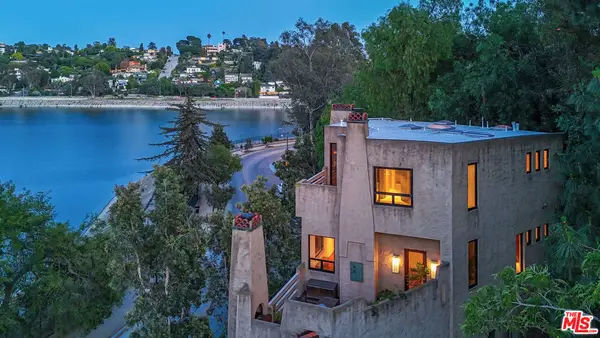 Address Withheld By Seller, Los Angeles, CA 90039