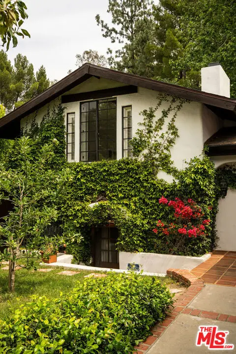 4860 Vanalden Avenue, Tarzana, CA 91356 - #3