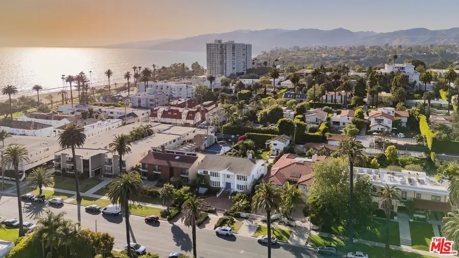 143 Marguerita Avenue, Santa Monica, CA 90402 - #2