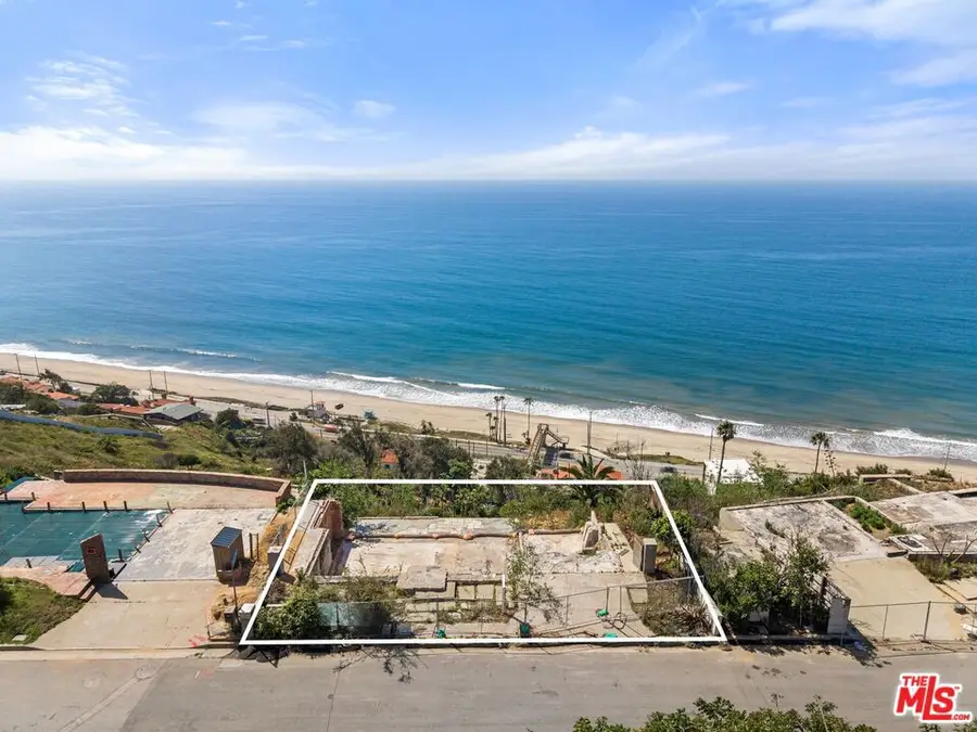 17624 Tramonto Drive, Pacific Palisades, CA 90272 - #3