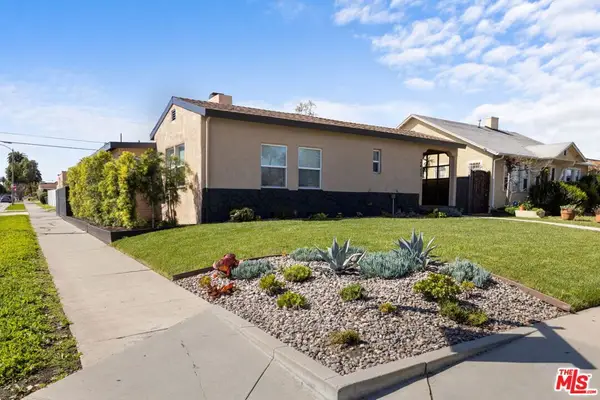 2400 W 74th Street, Los Angeles, CA 90043