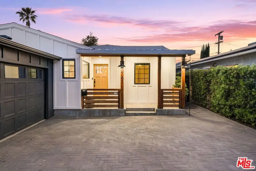 5741 Lemona Avenue, Sherman Oaks, CA 91411 - #2
