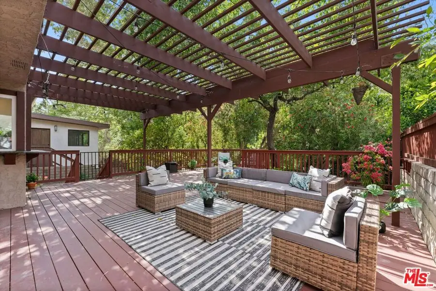 2801 Woodwardia Drive, Los Angeles, CA 90077 - #3