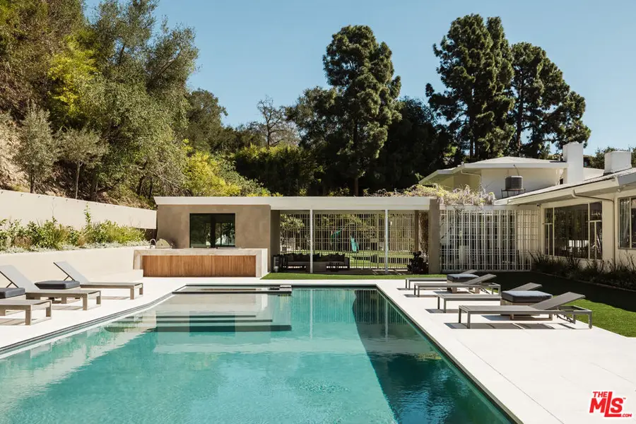 248 N Glenroy Avenue, Los Angeles, CA 90049 - #2