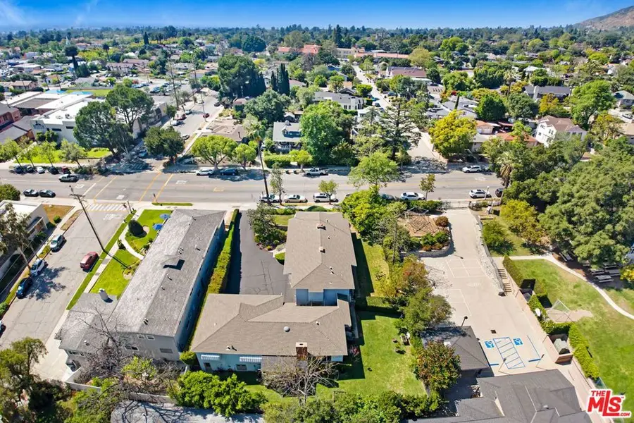 156 N Baldwin Avenue, Sierra Madre, CA 91024 - #3