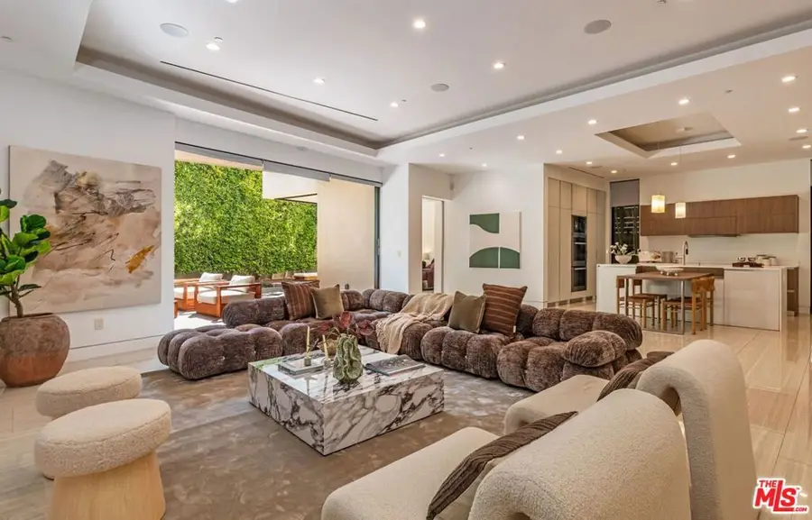 350 N Harper Avenue, Los Angeles, CA 90048 - #2