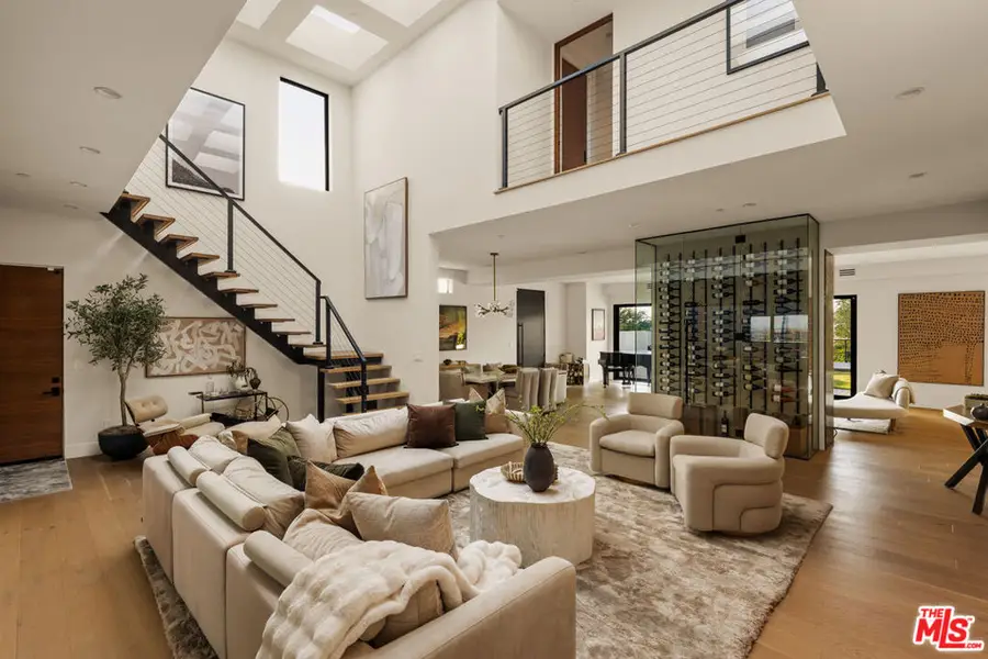 3208 Oakley Drive, Los Angeles, CA 90068 - #3