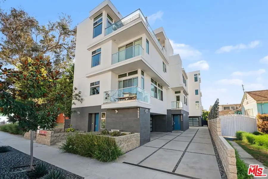 1/2 Manning Avenue, Los Angeles, CA 90025 - #2