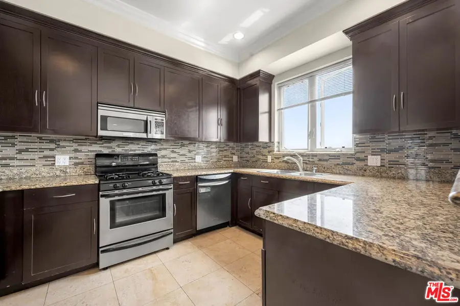 9049 Alcott Street #401, Los Angeles, CA 90035 - #2