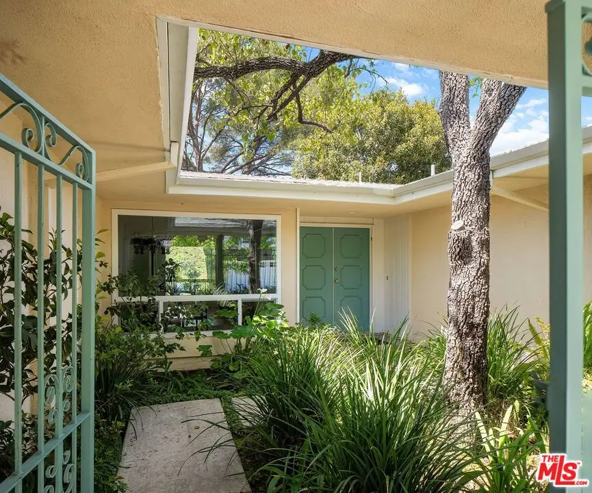 2521 La Condesa Drive, Los Angeles, CA 90049 - #3