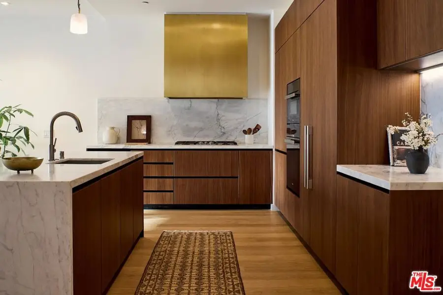 702 N Doheny Drive #101, West Hollywood, CA 90069 - #3