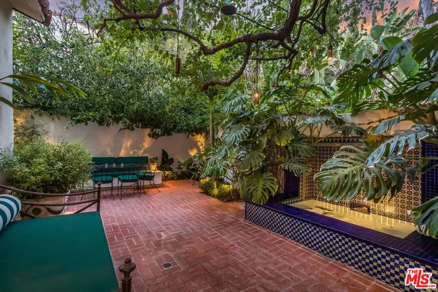 1811 Courtney Avenue, Los Angeles, CA 90046 - #2