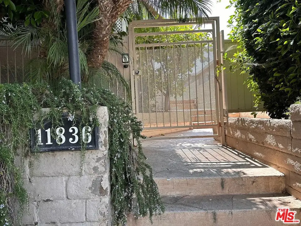 11836 Mayfield Avenue #9, Los Angeles, CA 90049 - #1