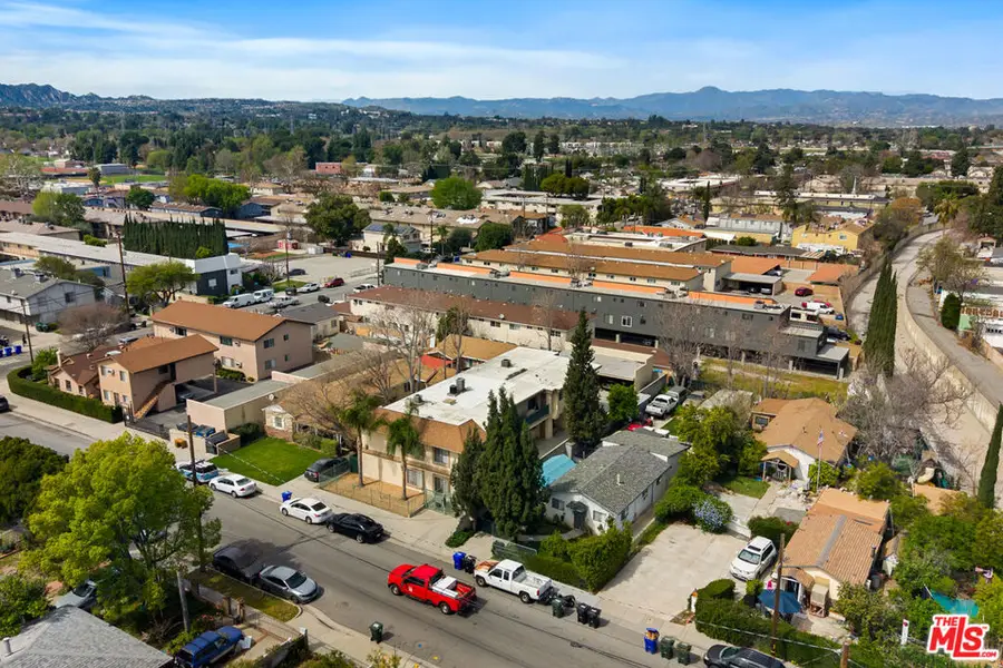 22607 14th Street, Newhall, CA 91321 - #2