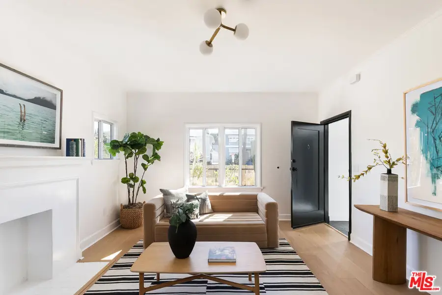 1221 5th Avenue #1, Los Angeles, CA 90019 - #3
