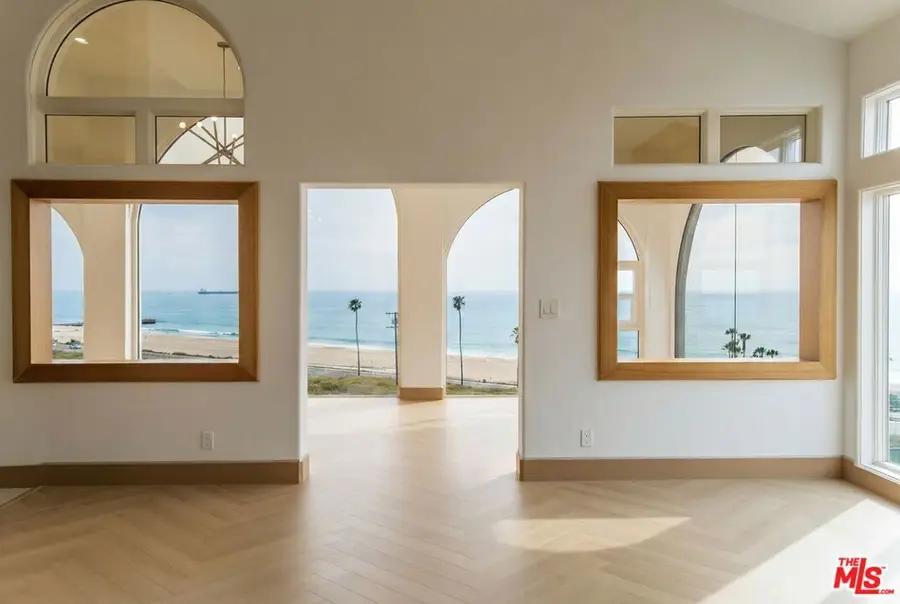 147 Napoleon Street, Playa Del Rey, CA 90293 - #3