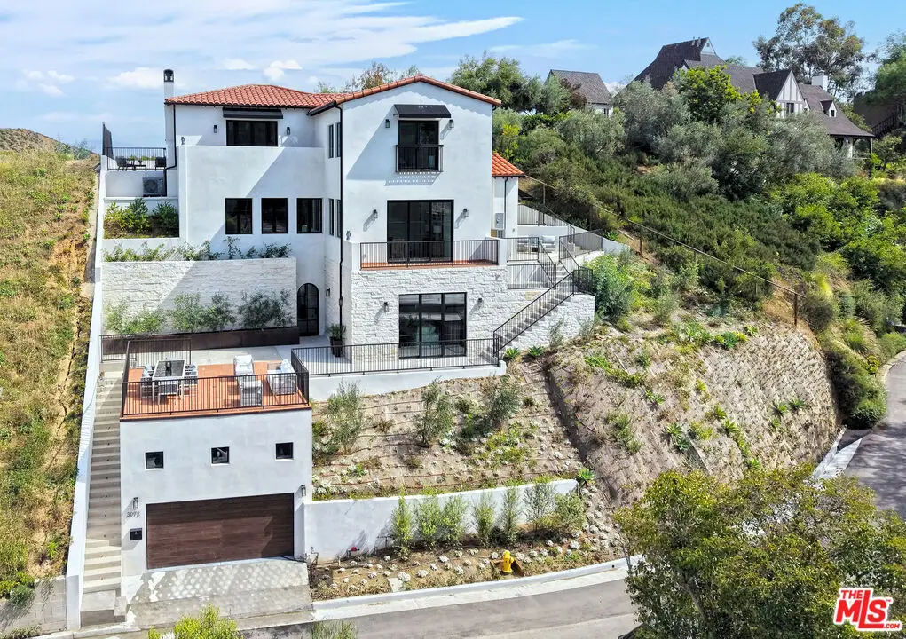 3072 Hollyridge Drive, Los Angeles, CA 90068 - #1