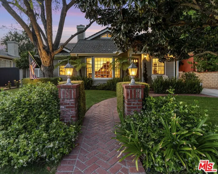 16731 Morrison Street, Encino, CA 91436 - #2