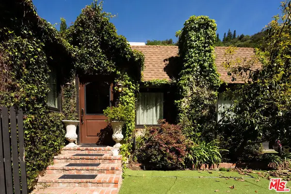 1318 N Beverly Glen Boulevard, Los Angeles, CA 90077