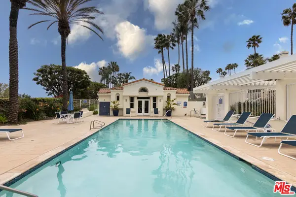 6483 Zuma View Place #106, Malibu, CA 90265