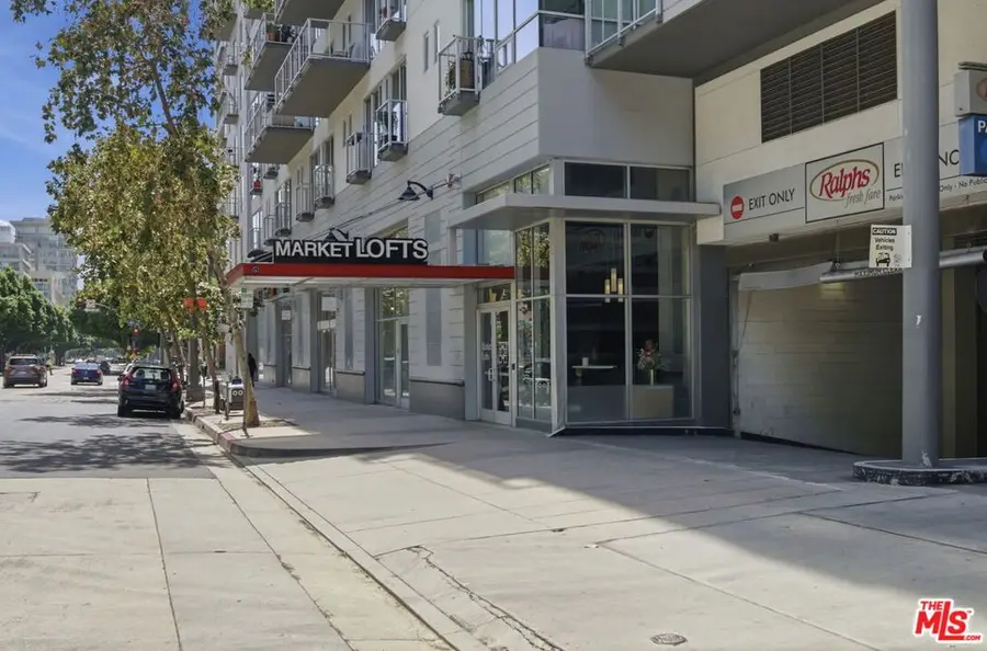 645 W 9th Street #406, Los Angeles, CA 90015 - #2