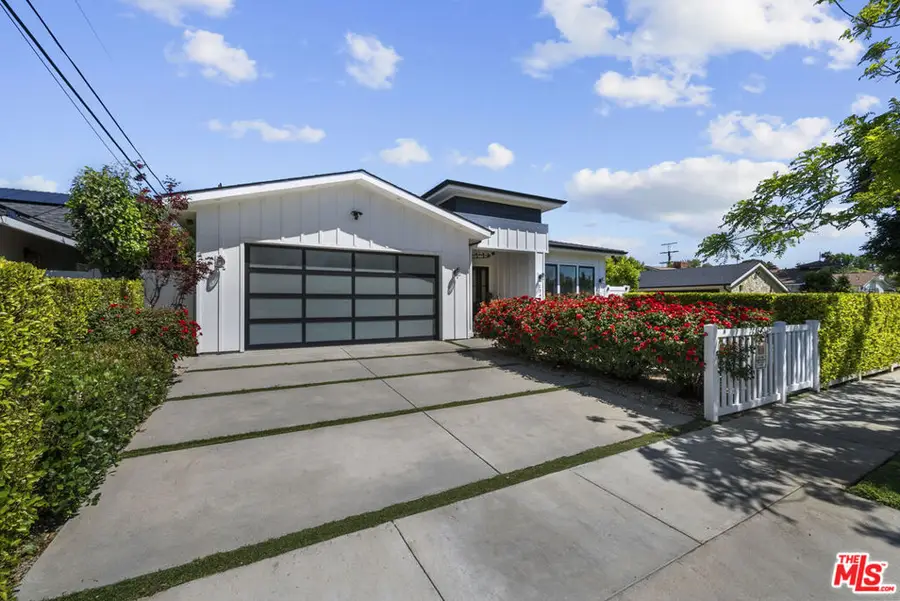 13431 Weddington Street, Sherman Oaks, CA 91401 - #3