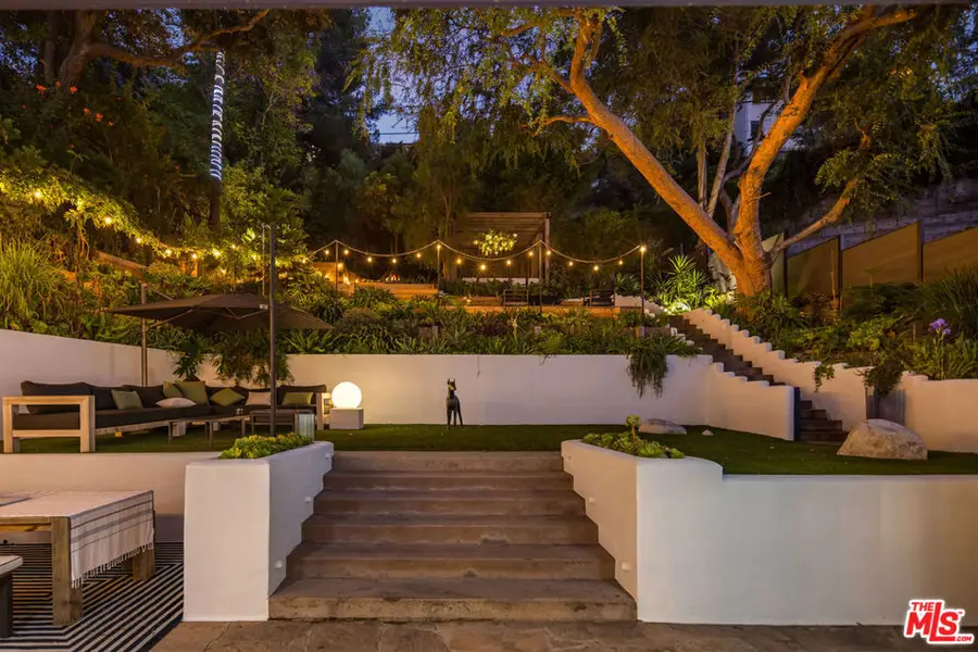 2940 N Beachwood Drive, Los Angeles, CA 90068 - #3