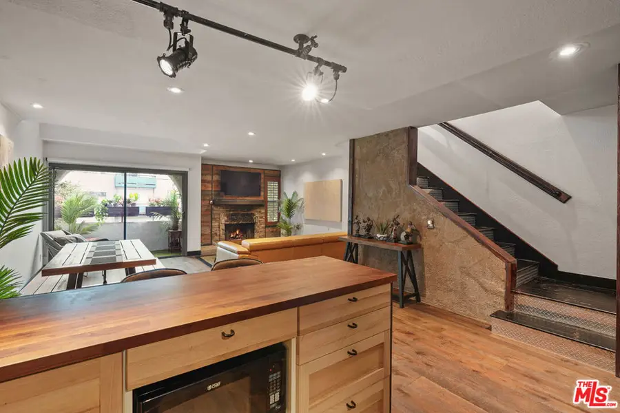 10926 Bluffside Drive #3, Studio City, CA 91604 - #3