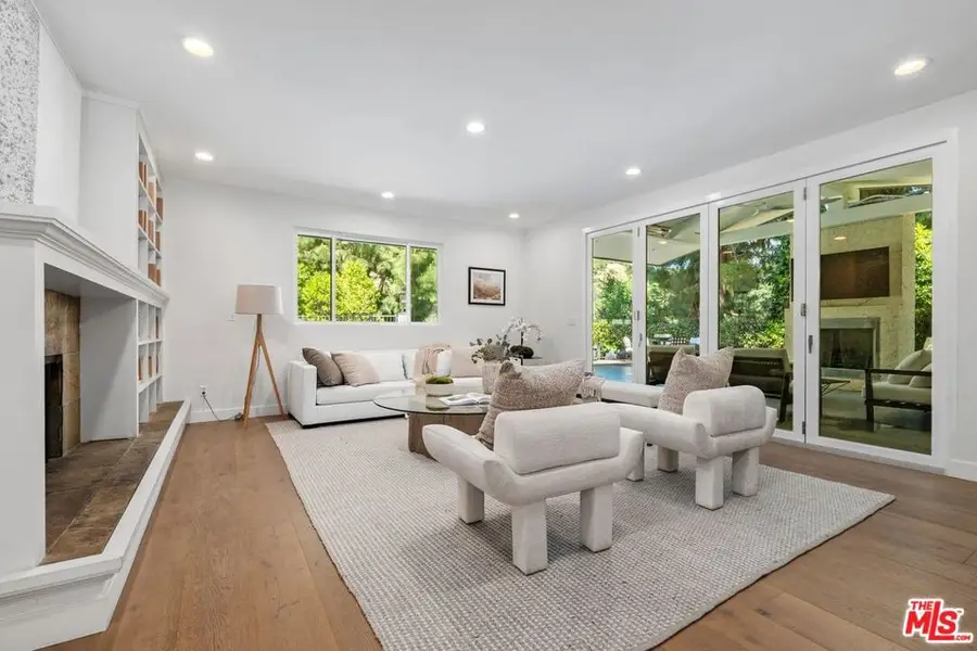 15831 Tobin Way, Sherman Oaks, CA 91403 - #2