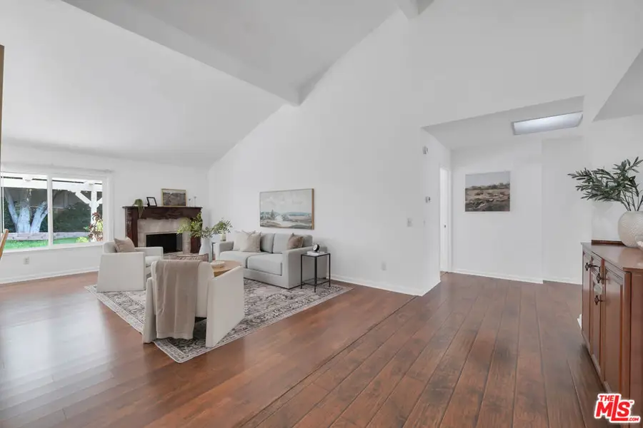 11700 Doral Avenue, Porter Ranch, CA 91326 - #3