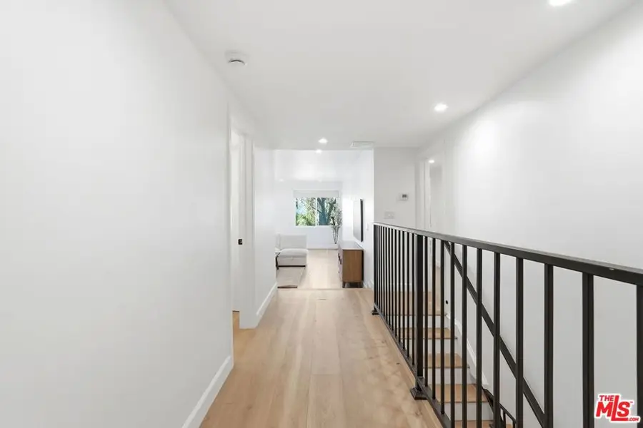 324 S Elm Drive #101, Beverly Hills, CA 90212 - #3