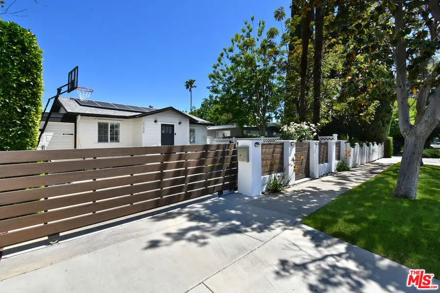 5248 Lennox Avenue, Sherman Oaks, CA 91401 - #2