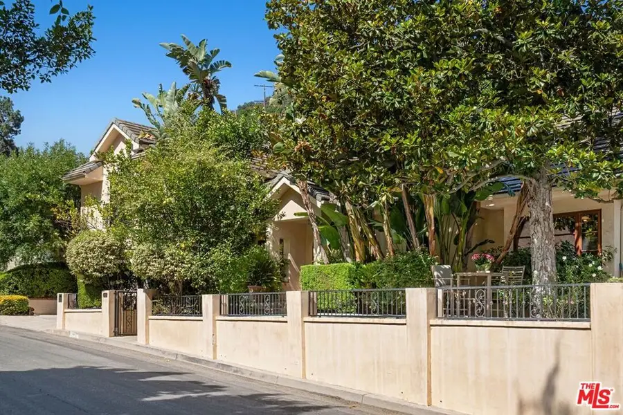 3645 Longview Valley Road, Sherman Oaks, CA 91423 - #2